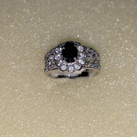 🖤 Stunning S 925 Silver Black Gemstone Ring 🖤 - Picture 2 of 4